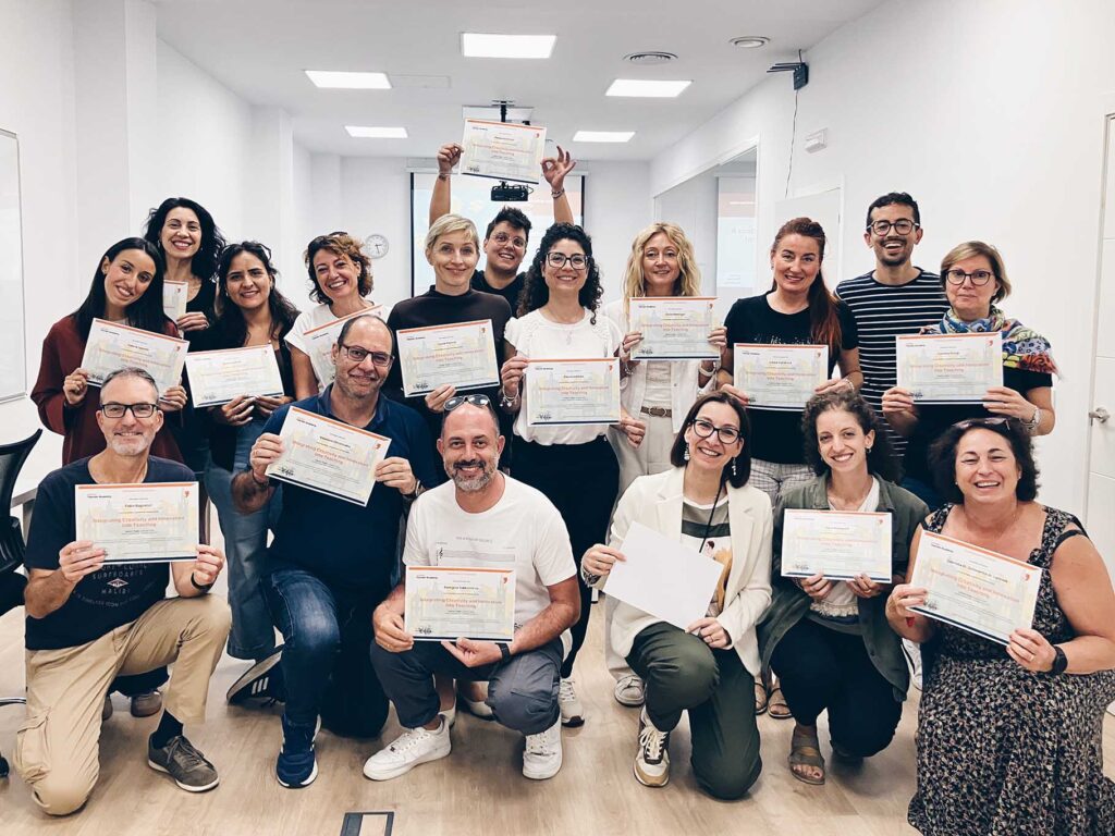 Formación y cursos para docentes · Jonathan Taibo